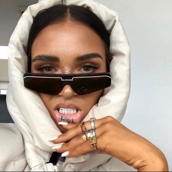 NEW Balenciaga BB0003S 001 Extreme Black Gray Irregular Unisex Sunglasses - Picture 6 of 11